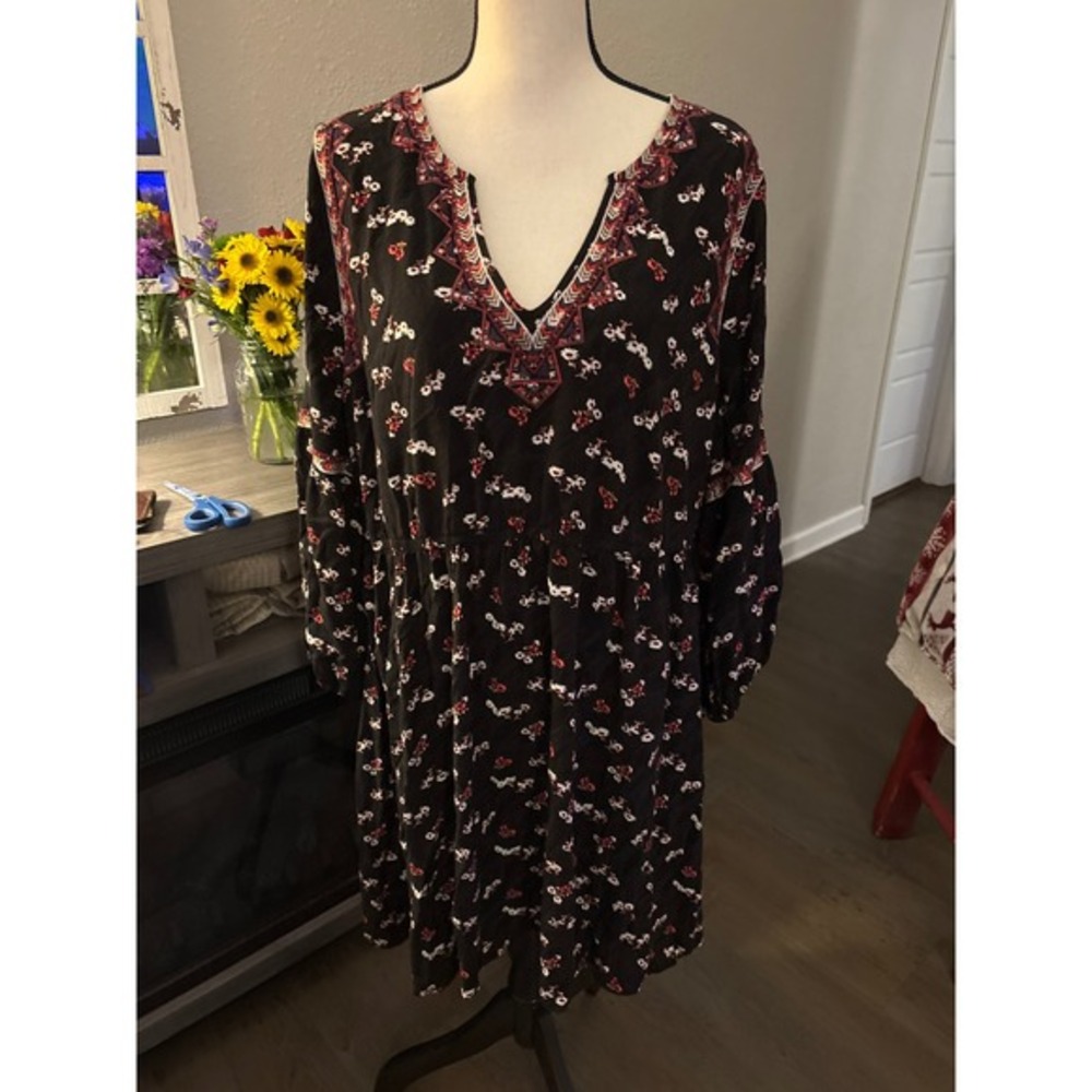 Forever 21 plus‎ dress 3x long sleeve black floral